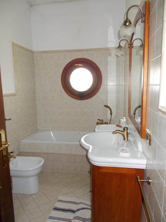 Casa Degli Ulivi Hotel Tivoli Quarto foto